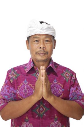 Perbekel Desa Tamblang